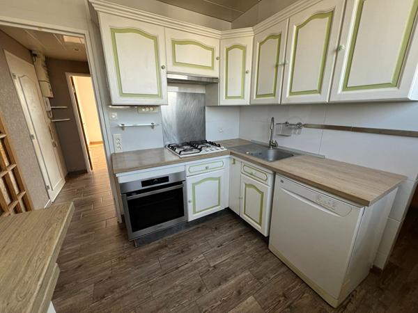 Appartement -T5 - Joue Les Tours - LES MORIERS