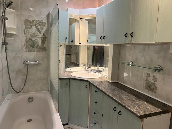 Appartement -T5 - Joue Les Tours - LES MORIERS