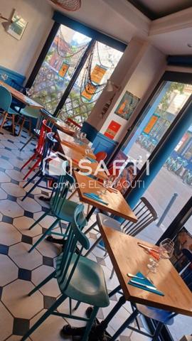 Joli RESTAURANT d'ANGLE sur 2 NIVEAUX et TERRASSE