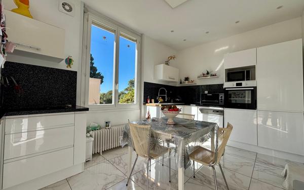 Maison à vendre    5 pièces •  Balaruc-les-Bains