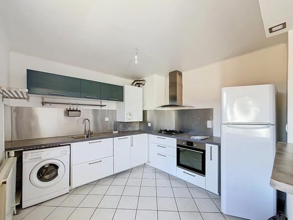 EXCLUSIVITÉ -  ANNECY T3 - 66,5 m² avec balcon et vue montagne