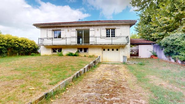 Maison à rénover au centre - FRIGÈRES