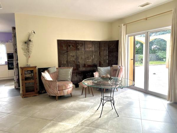 Saint-Mathieu-de-Tréviers (34270) Villa moderne en pleine nature