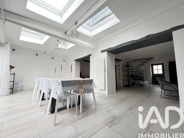 Maison à vendre 8 pièces 230 m² Boissy-sous-Saint-Yon