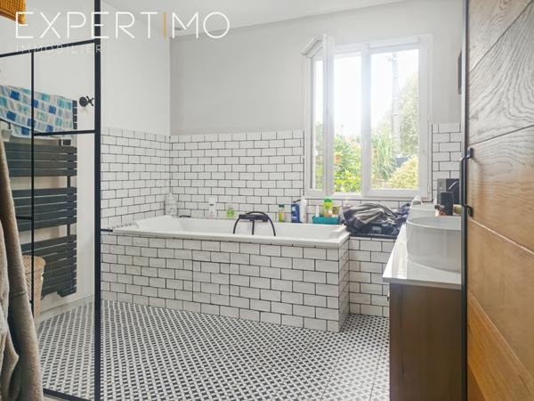 Favières (80120) Pavillon de 2011 – 107 m² habitables – Terrain de 780 m² arboré