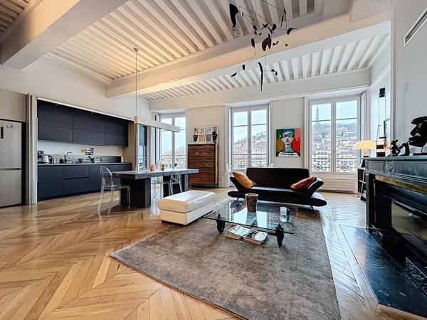 Appartement 3 pièces - 106 m² Bien prestige