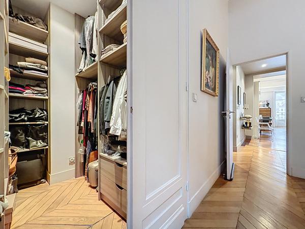 Appartement 3 pièces - 106 m² Bien prestige