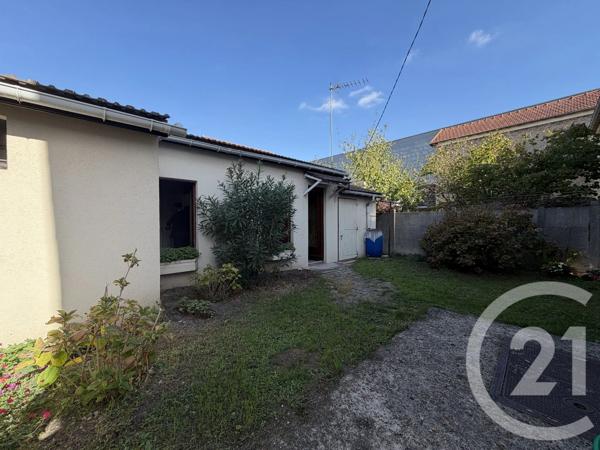 Immeuble à vendre  138,84 m 2   ARGENTEUIL  - 95