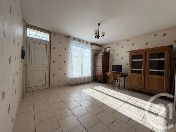 Immeuble à vendre  138,84 m 2   ARGENTEUIL  - 95