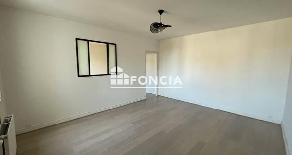 Location Appartement 3 pièces 73.65 m² - Guilherand-granges 07500