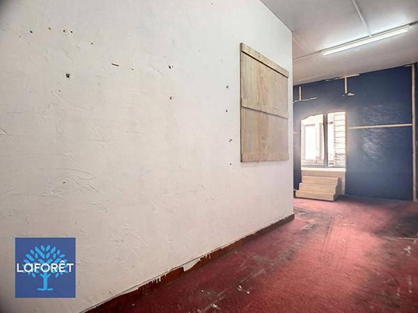 Location local commercial Bressuire - 2 pièce(s) - 178 m² - 1 600 € par mois