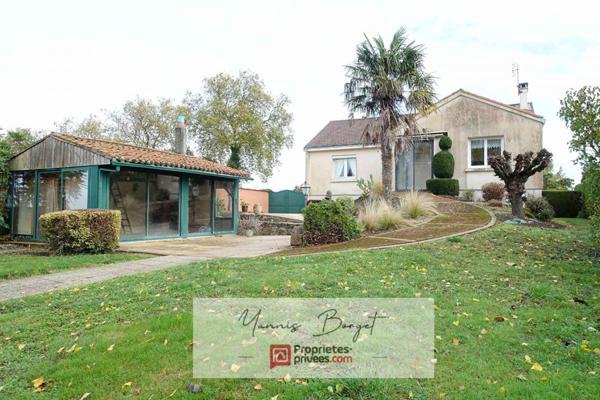 Saint-Fulgent - Maison avec sous-sol sur 1000 m² de terrain