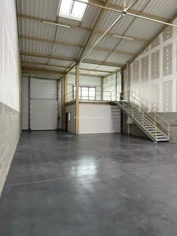 Vente Local commercial 1 pièces 234 m2 à Bourgoin-Jallieu