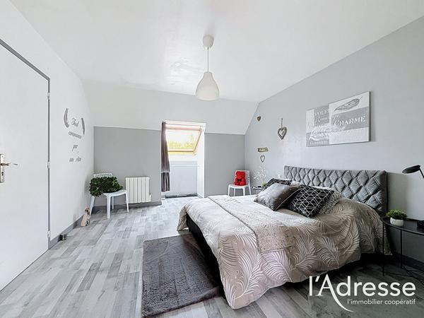 Maison familiale 212 m² à Saint-Avertin, 5 chambres, Terrain 1 400 m², Vie de plain-pied