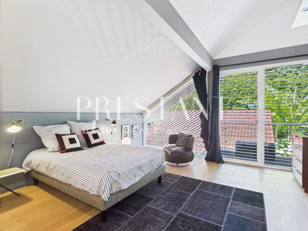À la frontière de Biarritz, villa contemporaine sur le lac de Brindos avec des prestations haut de gamme, ANGLET
