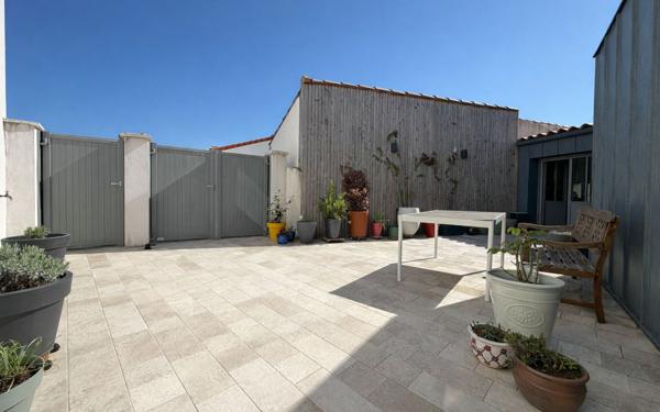 Maison à vendre    5 pièces •  La Rochelle