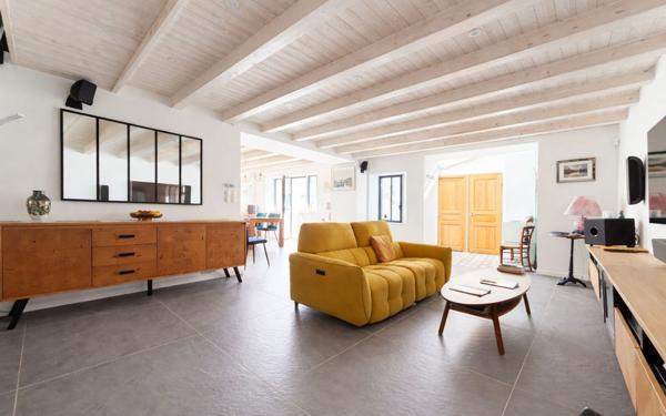 Maison à vendre    5 pièces •  La Rochelle