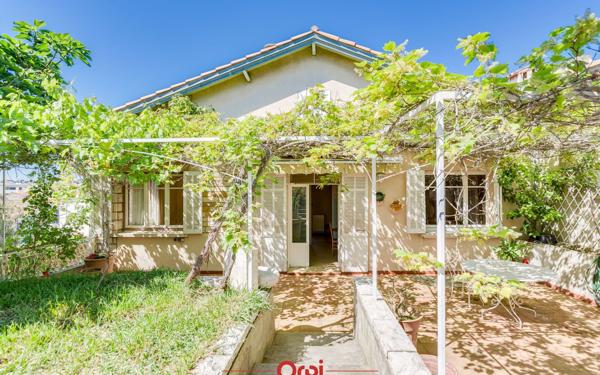 Maison à vendre    4 pièces • 75 m2 Marseille 11