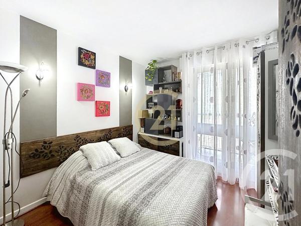 Appartement F4 à vendre  4 pièces - 87,79 m 2   LE CHESNAY  - 78