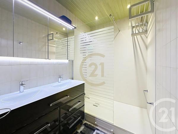 Appartement F4 à vendre  4 pièces - 87,79 m 2   LE CHESNAY  - 78
