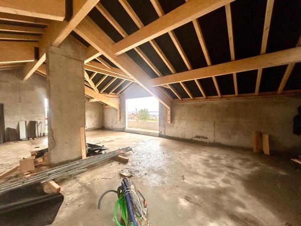 Appartement à vendre 4 pièces attique MESSERY (74)