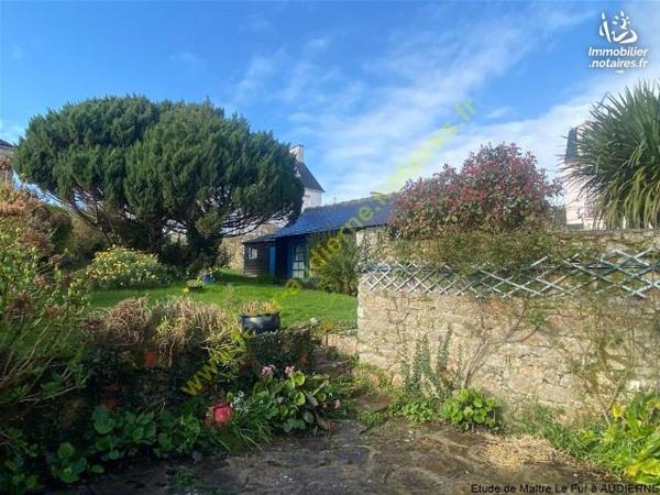 Charmante maison des années 20 - plein centre-ville AUDIERNE