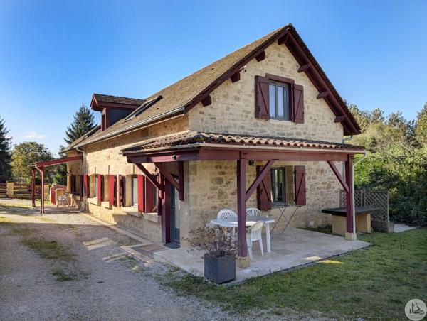 Proche Sarlat, propriété avec 5 Gîtes