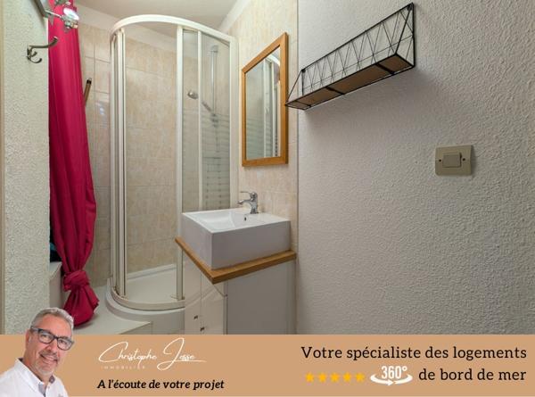 T2 avec terrasse et parking direct plage