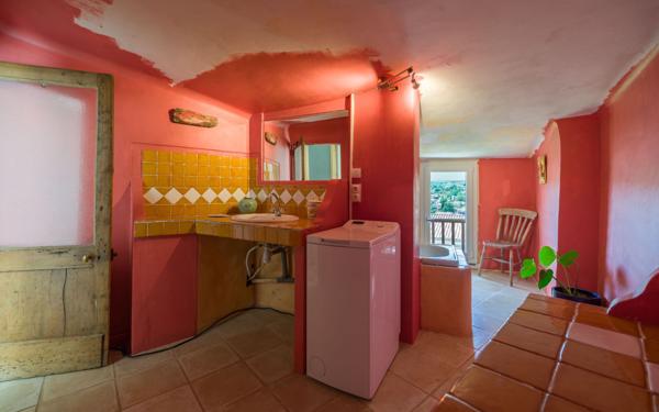 Maison à vendre    5 pièces • 140,29 m2 Forcalquier