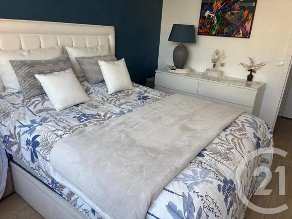 Appartement F3 à vendre  2 pièces - 59,02 m 2   MONTROUGE  - 92