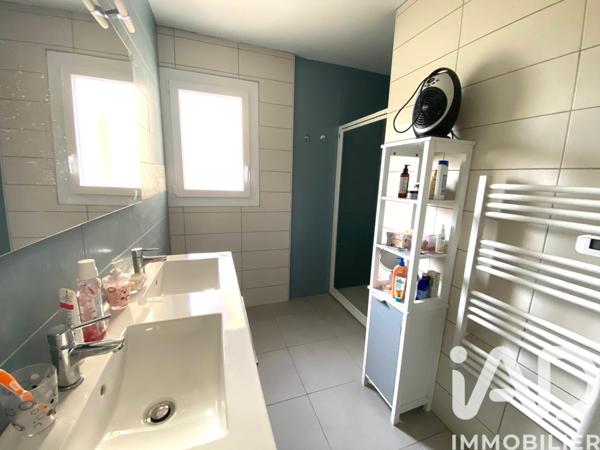 Maison à vendre 10 pièces 211 m² Saint-André-de-Seignanx