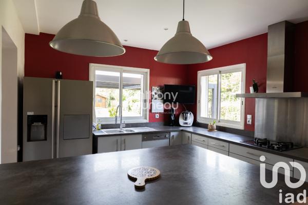 Maison à vendre 9 pièces 222 m² Bédarrides