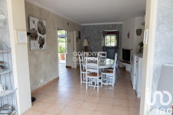 Maison à vendre 9 pièces 222 m² Bédarrides