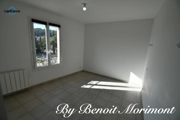 Appartement à vendre 4 pièces TRANS EN PROVENCE (83)