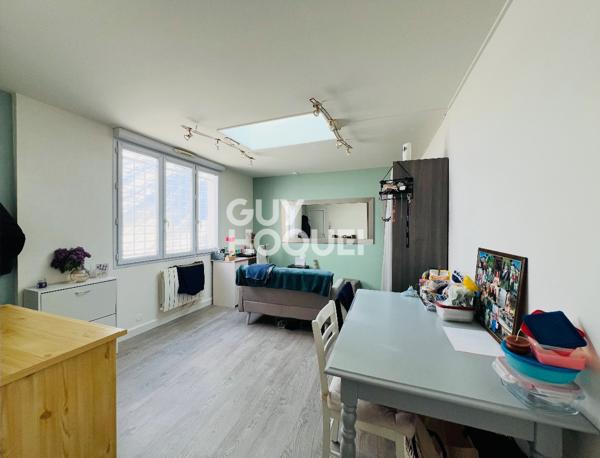 BAS HENRIVILLE - IMMEUBLE D'ENVIRON 220M² AVEC COMPTEURS INDIVIDUELS