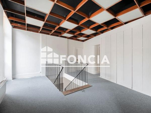 À vendre Local commercial 146.2 m² - Orléans 45000