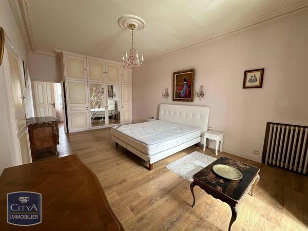 Location maison 6 pièces de 287.33m²