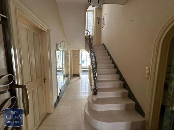 Location maison 6 pièces de 287.33m²