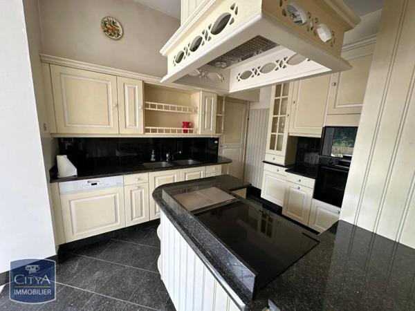 Location maison 6 pièces de 287.33m²