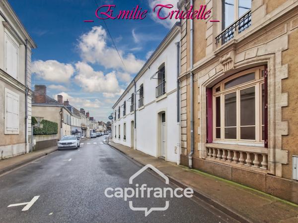 Maison à vendre 5 pièces  (72) 125 m² -3/5 chambres – jardin clos 300 m² – dépendances – Saint-Calais