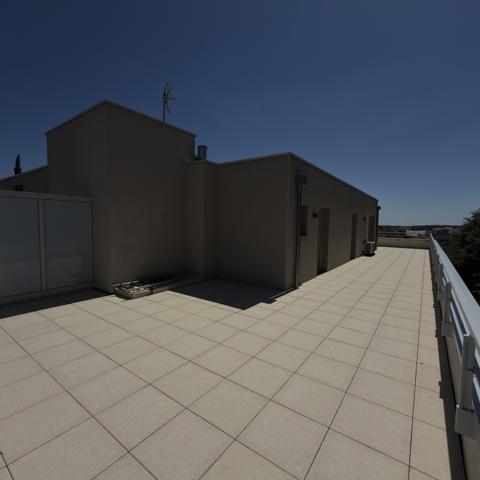 Appartement
                                                                                                                                                                                                                                                                                                                        4 pièce(s)                                                                                                                                                                                                          2 chambre(s)                                                                                                                                                                                                          80  m²