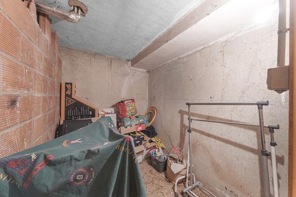 Appartement T3 de 66 m2 en dernier étage, proche centre-ville avec balcon , cave et ascenseur