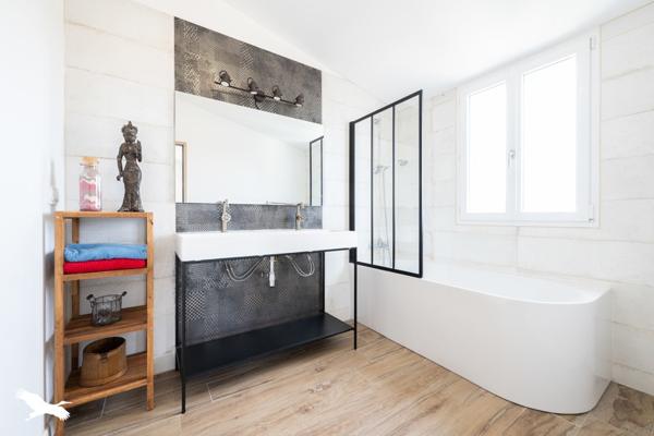 Maison à vendre 570 680 € Saint-Georges-d'Oléron 6 p 165 m² DPE A