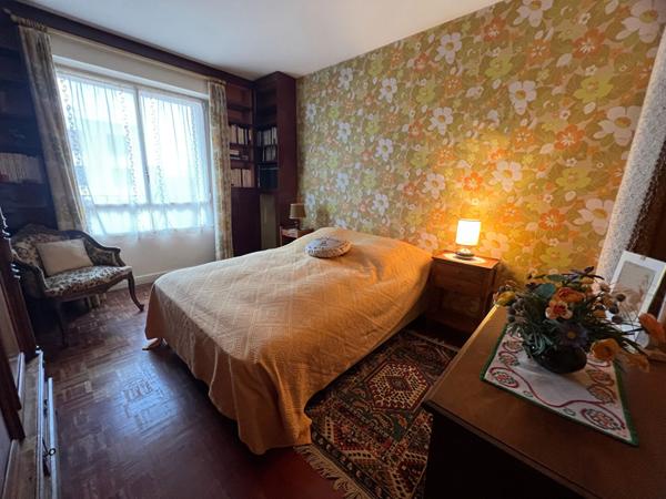 À vendre : Appartement 4 pièces à La Varenne Saint Hilaire