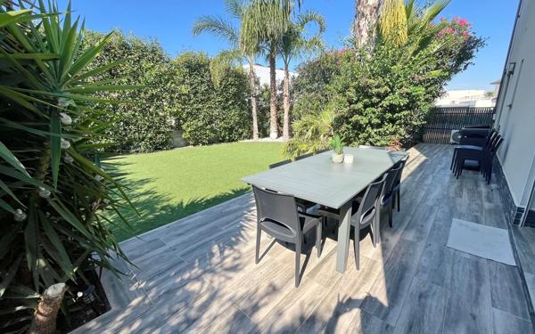 Maison à vendre    5 pièces • 165 m2 Agde