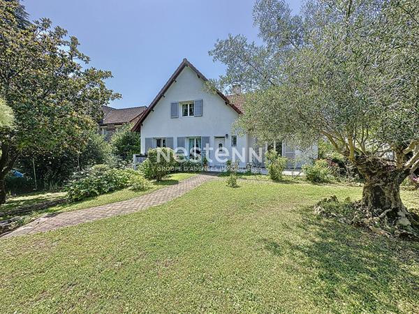 Maison Groslay 5 Chambres 10 pièce(s) 240 m2