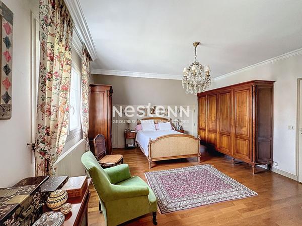 Maison Groslay 5 Chambres 10 pièce(s) 240 m2