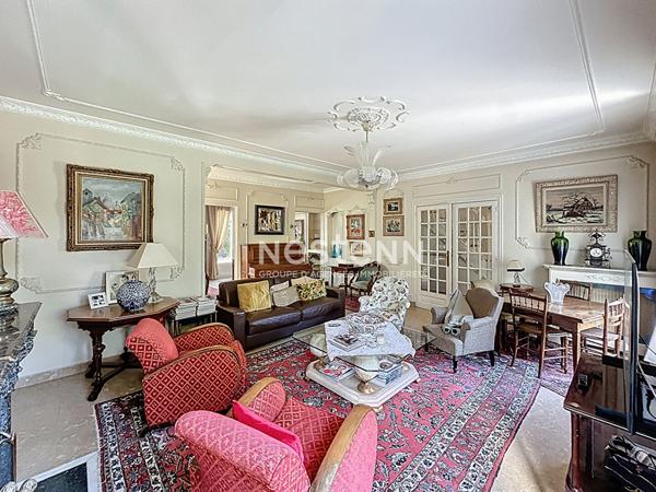 Maison Groslay 5 Chambres 10 pièce(s) 240 m2