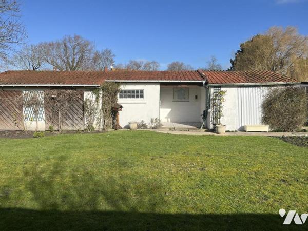 GRANDE MAISON située à 2 pas de Calais mais en campagne