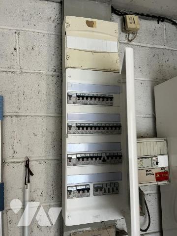 GRANDE MAISON située à 2 pas de Calais mais en campagne